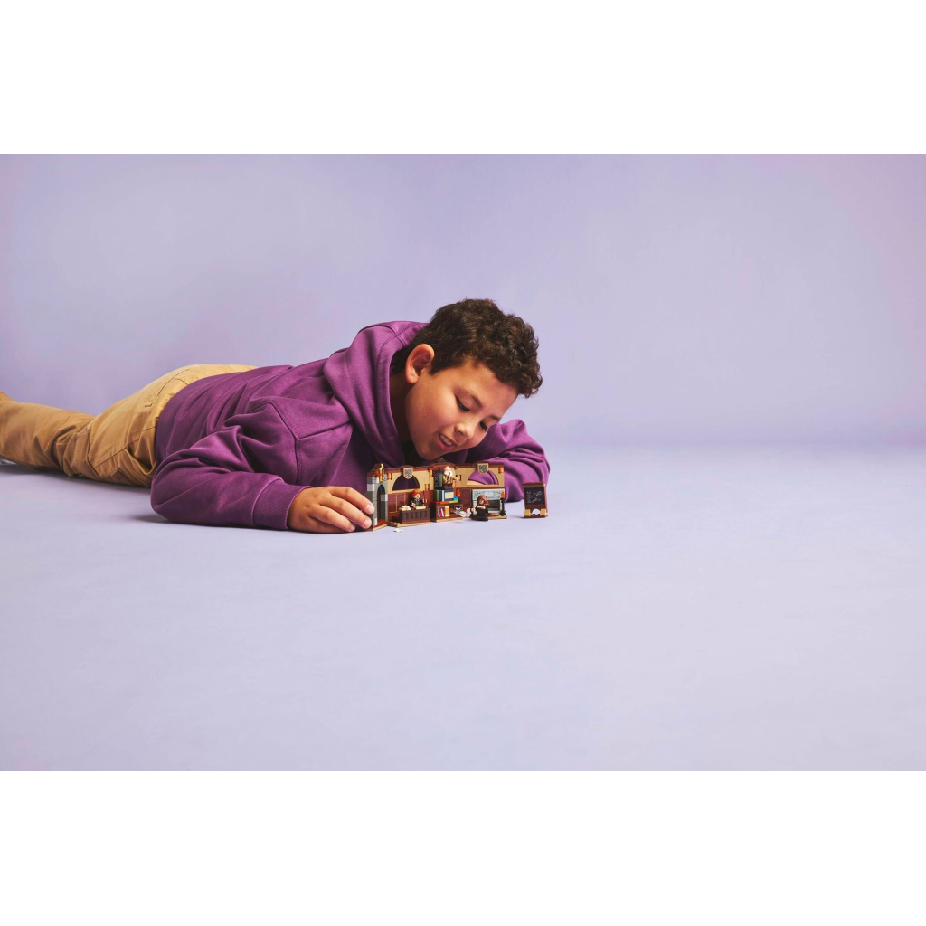 Конструктор LEGO Harry Potter Замок Гоґвортс: урок чарів (76442) - фото 9 Конструктор LEGO Harry Potter Замок Гоґвортс: урок чарів (76442) - фото 9