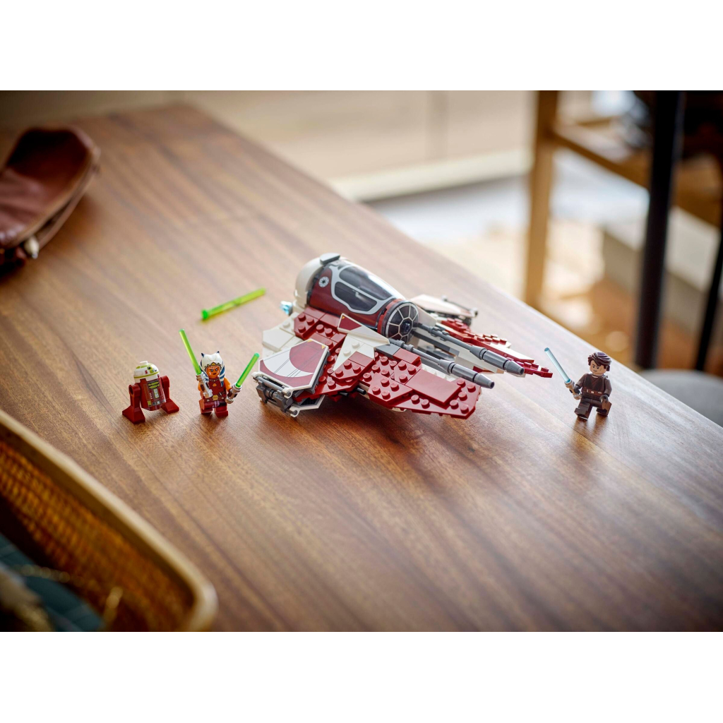 Конструктор LEGO Star Wars Джедайський перехоплювач Асоки (75401) - фото 11 Конструктор LEGO Star Wars Джедайський перехоплювач Асоки (75401) - фото 11