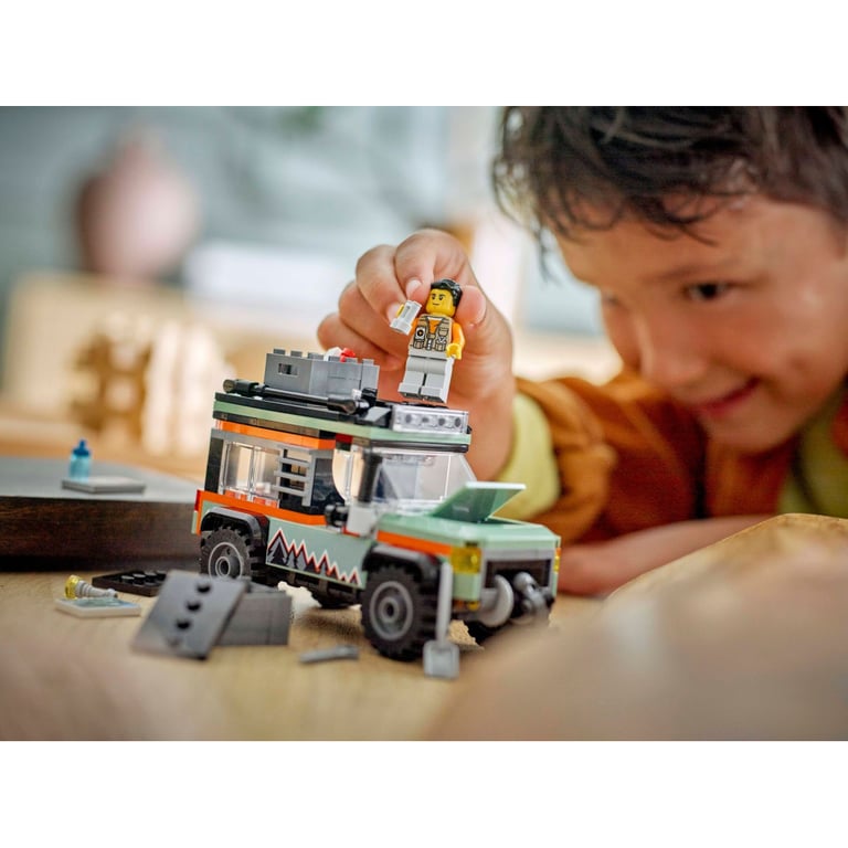 Конструктор LEGO City Позашляхова гірська вантажівка 4x4 (60447) - фото 10