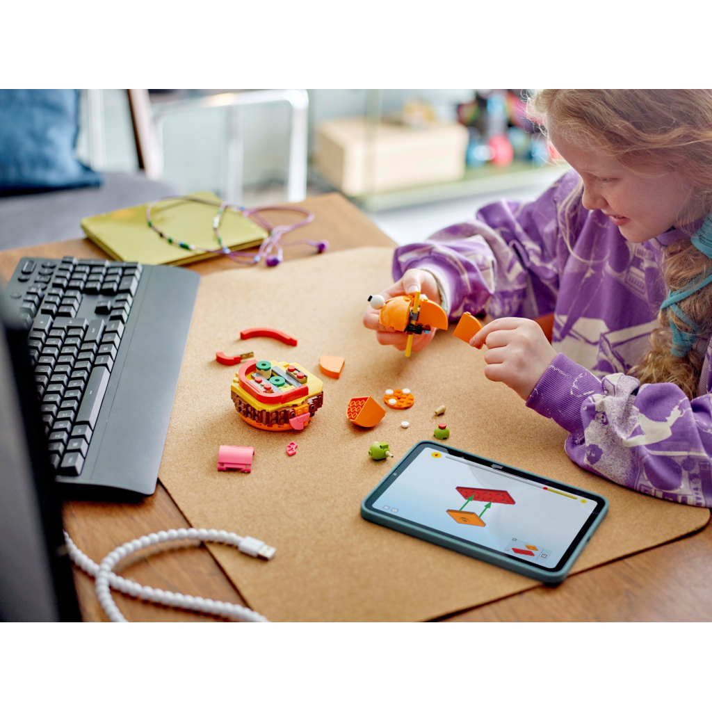 Конструктор LEGO Fortnite Durrr Burger (77070) - фото 7 Конструктор LEGO Fortnite Durrr Burger (77070) - фото 7