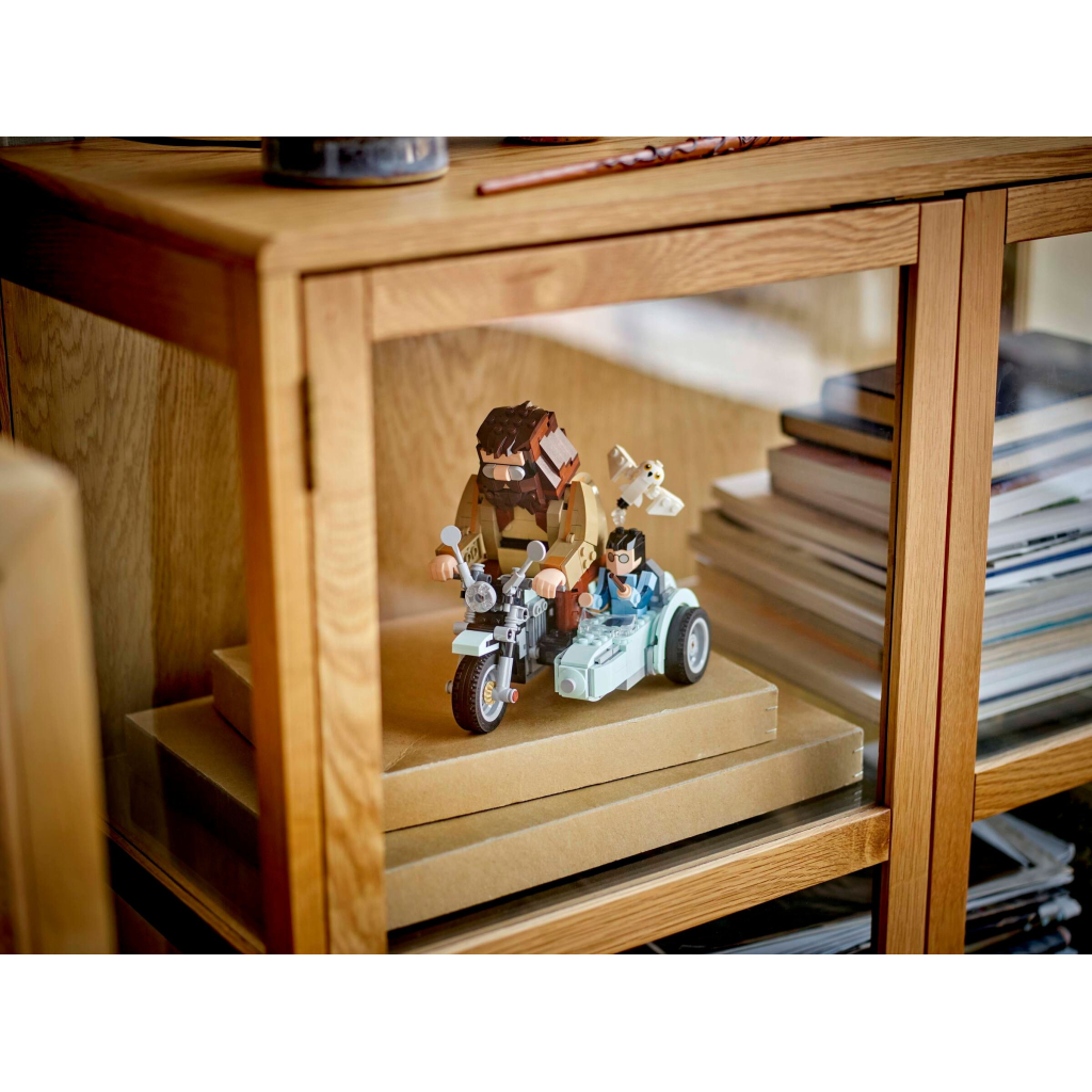 Конструктор LEGO Harry Potter Поїздка Геґріда й Гаррі на мотоциклі (76443) - фото 10 Конструктор LEGO Harry Potter Поїздка Геґріда й Гаррі на мотоциклі (76443) - фото 10