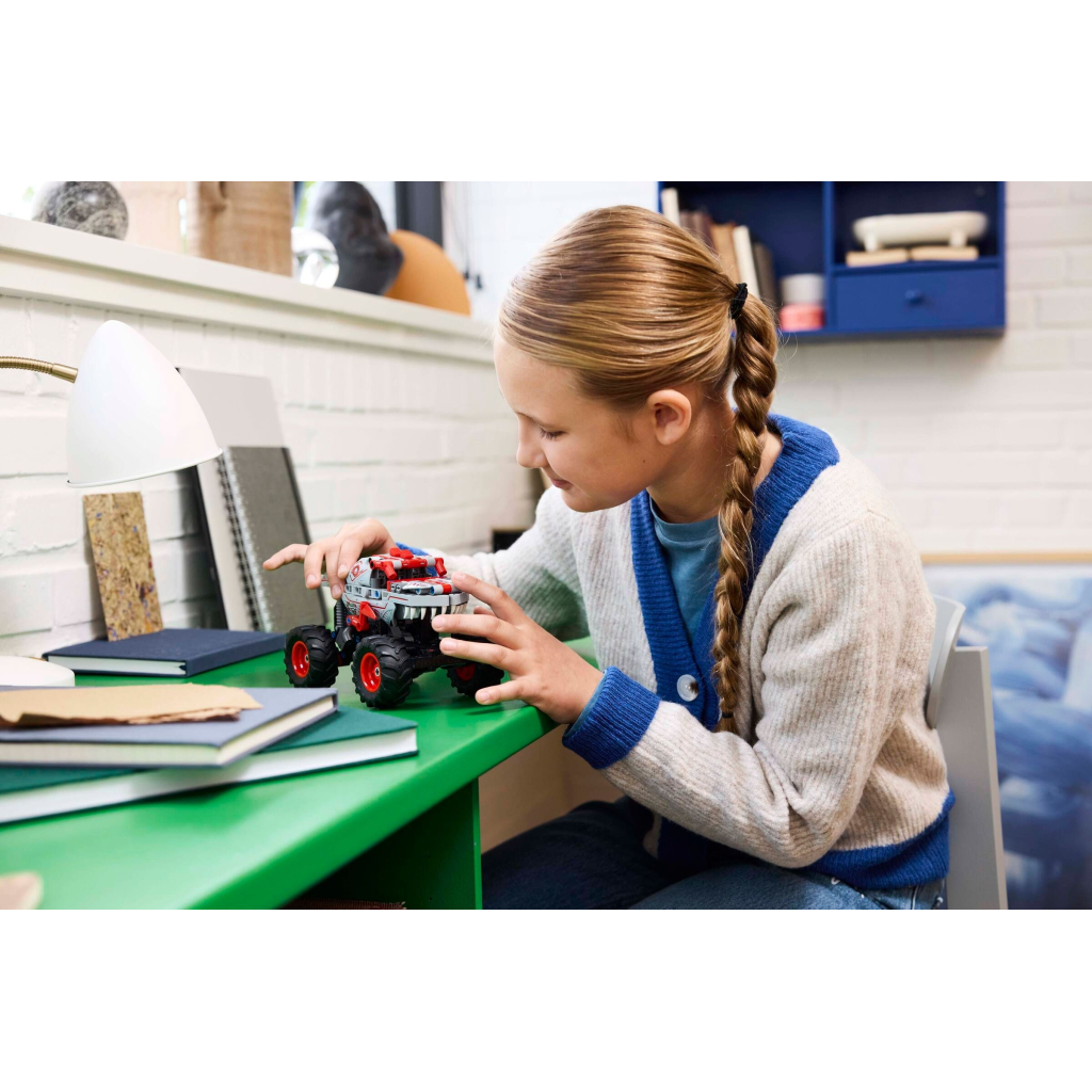 Конструктор LEGO Technic Monster Jam ThunderROARus з інерційним двигуном (42200) - фото 7 Конструктор LEGO Technic Monster Jam ThunderROARus з інерційним двигуном (42200) - фото 7