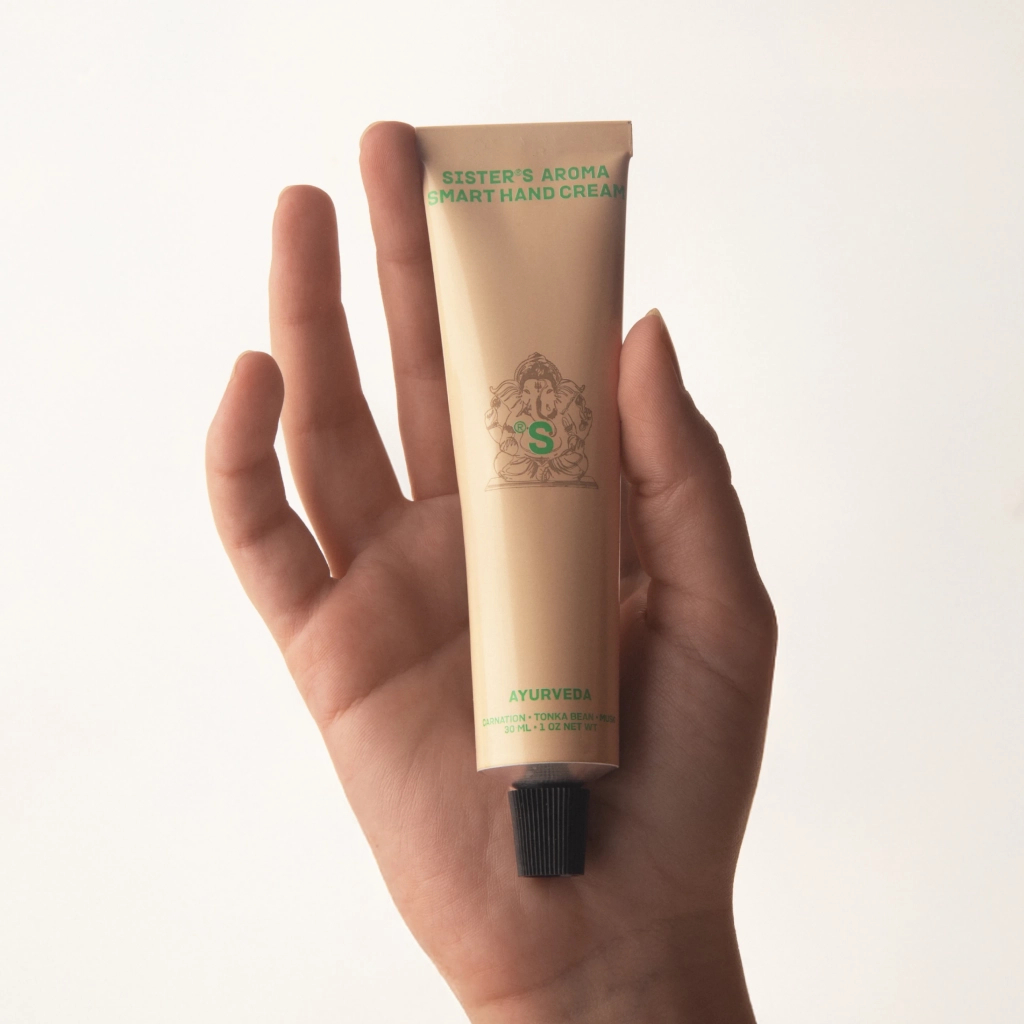 Крем для рук Sister's Aroma Smart Hand Cream Аюрведа 30 мл (4820227784417) - фото 4 Крем для рук Sister's Aroma Smart Hand Cream Аюрведа 30 мл (4820227784417) - фото 4