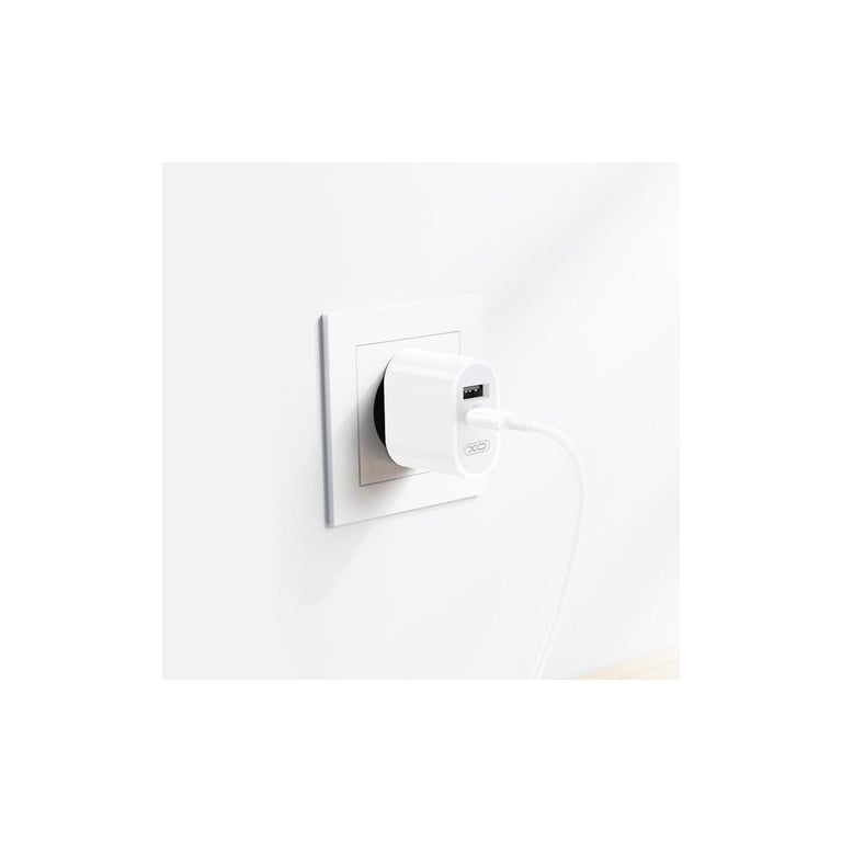 Зарядний пристрій XO L97 (1Type-C/1USB/2.4A) + USB - MicroUSB White (XO-L97-MC) - фото 4