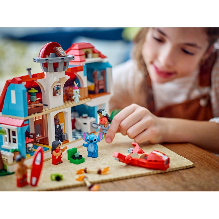 Конструктор LEGO Disney Classic Пляжний будинок Ліло і Стіч (43268) - фото 9