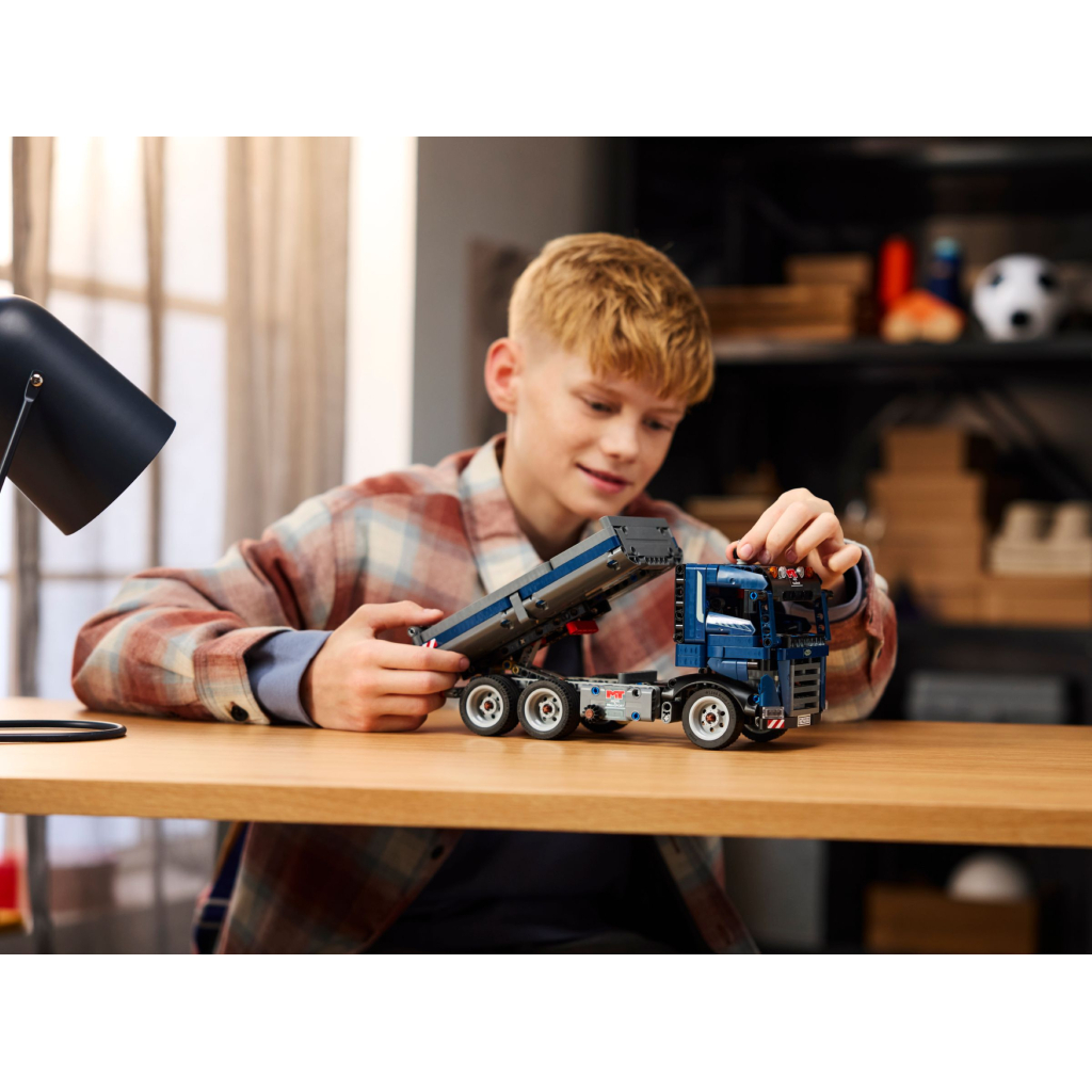 Конструктор LEGO Technic Самоскид (42203) - фото 4 Конструктор LEGO Technic Самоскид (42203) - фото 4