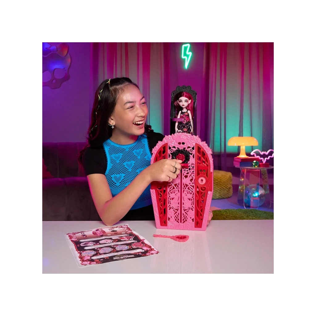 Лялька Monster High Набір-сюрприз Жахо-секрети Дракулори серії Цвіт та темрява (HYT72) - фото 6 Лялька Monster High Набір-сюрприз Жахо-секрети Дракулори серії Цвіт та темрява (HYT72) - фото 6
