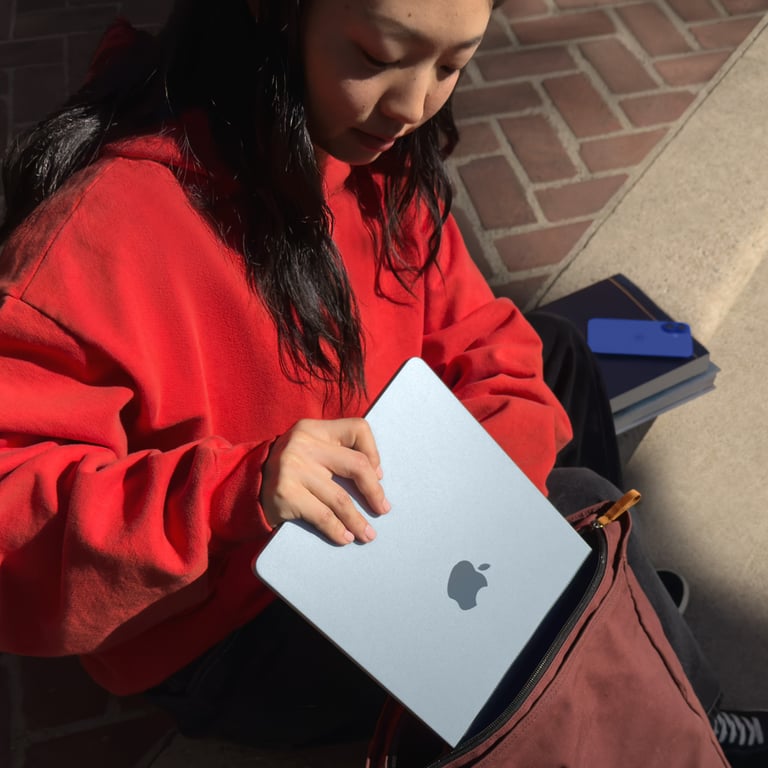 Ноутбук Apple MacBook Air 13 M4 A3240 Silver (MW0W3UA/A) - фото 10