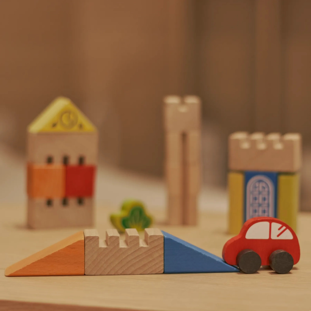 Кубики Ігротеко Будівельні блоки Місто 18 елементів (900538) - фото 2 Кубики Ігротеко Будівельні блоки Місто 18 елементів (900538) - фото 2