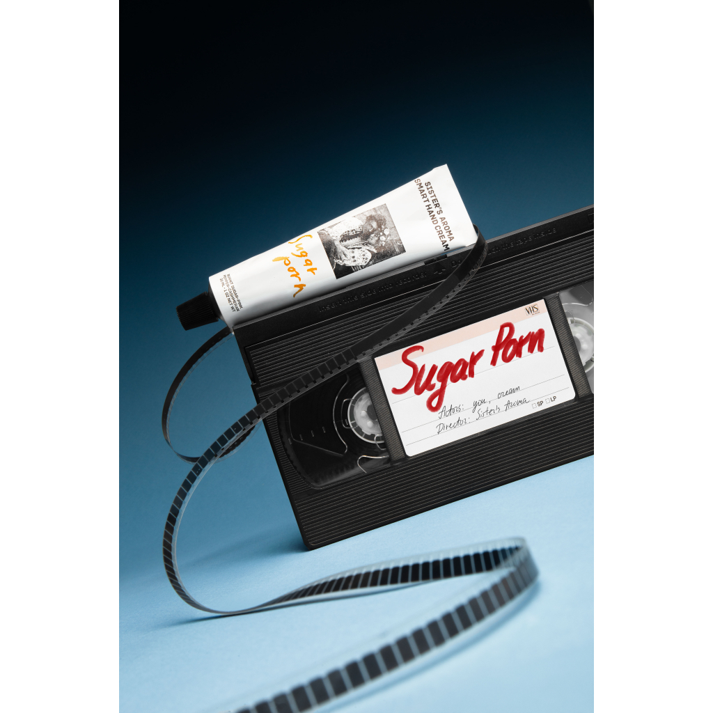 Крем для рук Sister's Aroma Smart Hand Cream Sugar Porn 30 мл (4820227784530) - фото 3 Крем для рук Sister's Aroma Smart Hand Cream Sugar Porn 30 мл (4820227784530) - фото 3