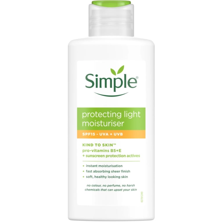 Крем для обличчя Simple Kind To Skin Protecting Light Moisturizer SPF15 Легкий захисний 125 мл (8710908435812)