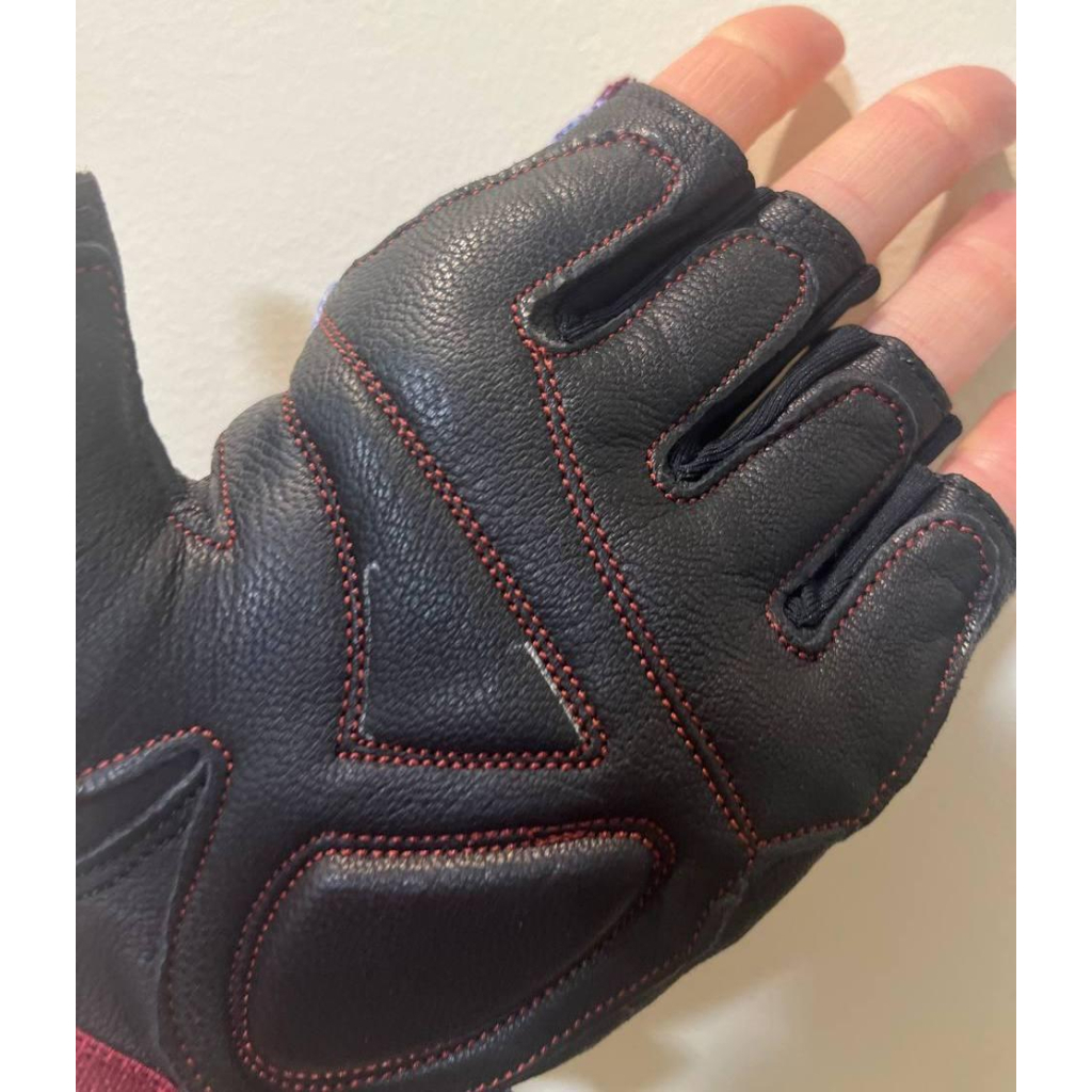 Рукавички для фітнесу MadMax MFG-911 Nine-eleven Black/perpito L (MFG-911-PEP_L) - фото 7 Рукавички для фітнесу MadMax MFG-911 Nine-eleven Black/perpito L (MFG-911-PEP_L) - фото 7