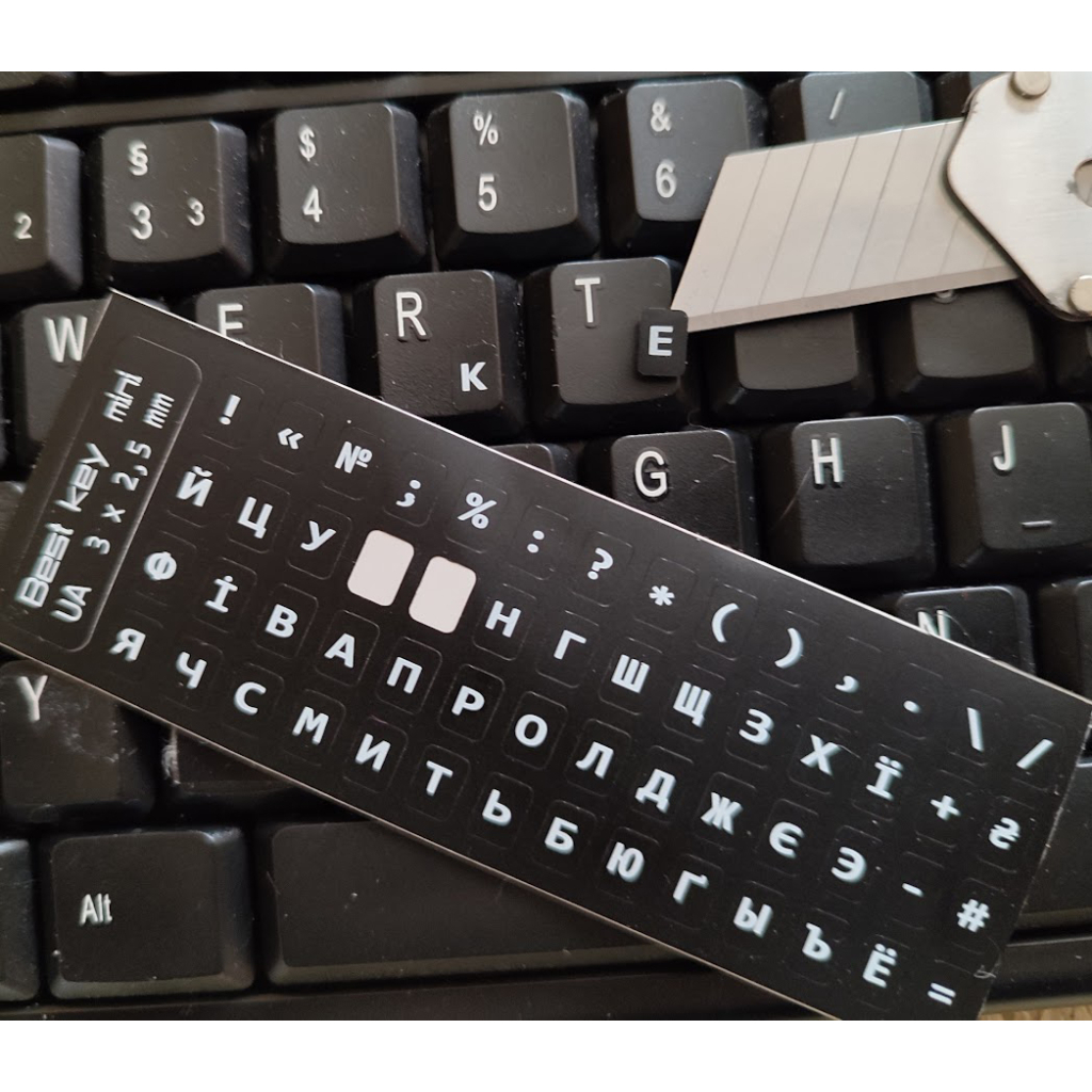 Наклейка на клавіатуру BestKey мініатюрна непрозора чорна, 56, білий (BKm4WHI/045) - фото 2 Наклейка на клавіатуру BestKey мініатюрна непрозора чорна, 56, білий (BKm4WHI/045) - фото 2