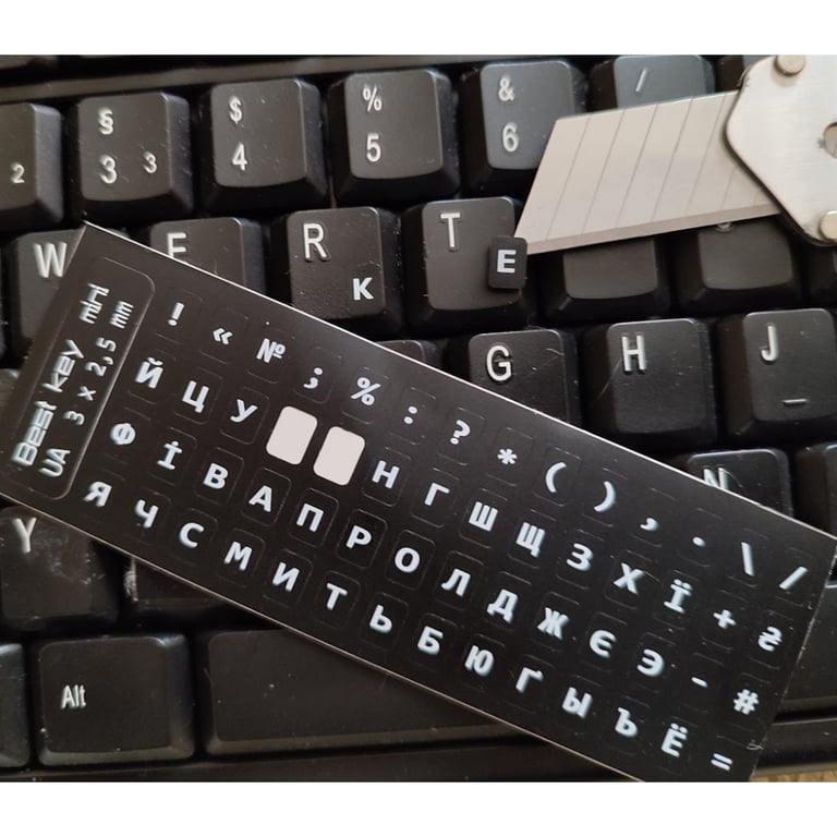 Наклейка на клавіатуру BestKey мініатюрна непрозора чорна, 56, білий (BKm4WHI/045) - фото 2