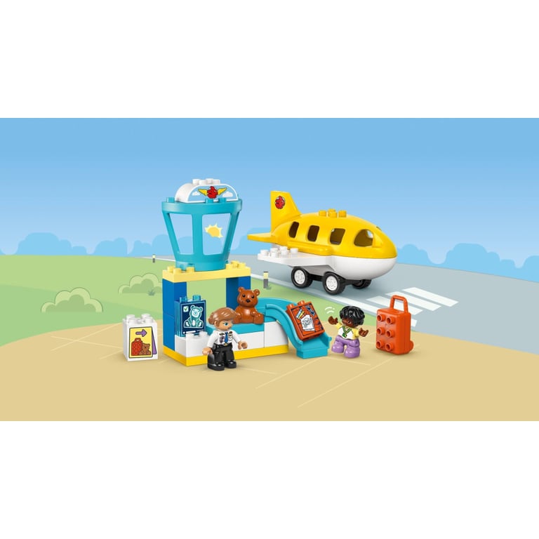 Конструктор LEGO DUPLO Вперше в аеропорту (10443-) - фото 9