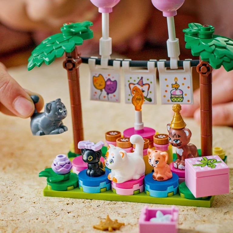 Конструктор LEGO Friends День народження кота та будинок на дереві (42666) - фото 9