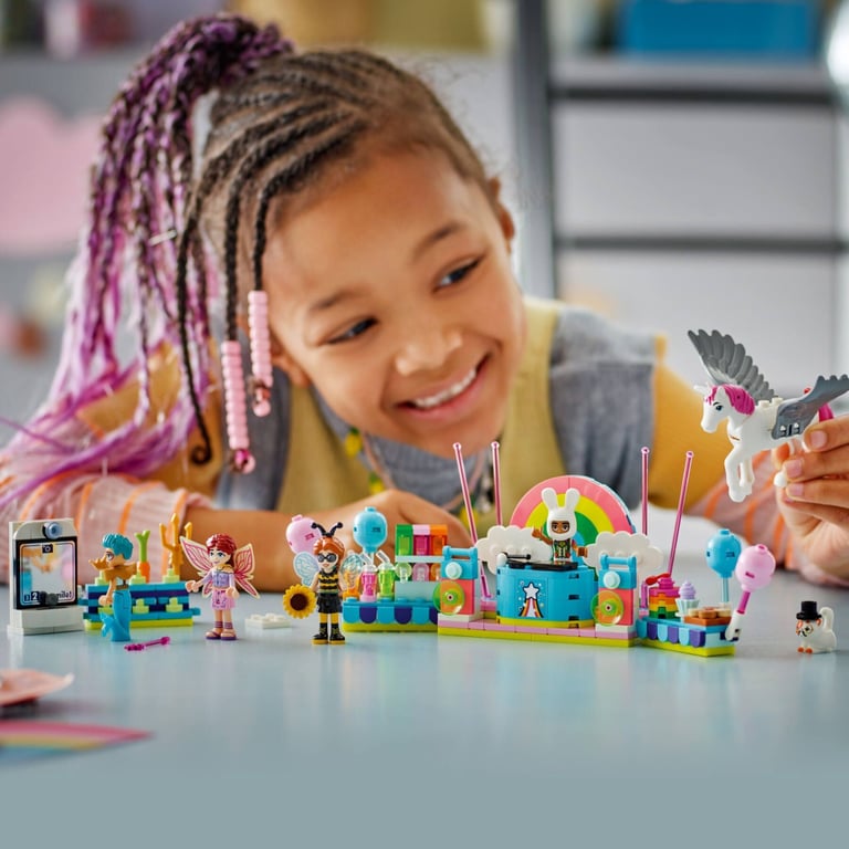 Конструктор LEGO Friends Костюмована вечірка з єдинорогом та феєю (42661) - фото 10