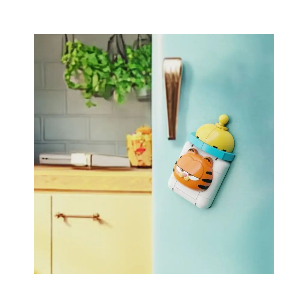 Конструктор Pantasy Garfield Магніт на холодильник Дитяча пл (86818) - фото 3 Конструктор Pantasy Garfield Магніт на холодильник Дитяча пл (86818) - фото 3