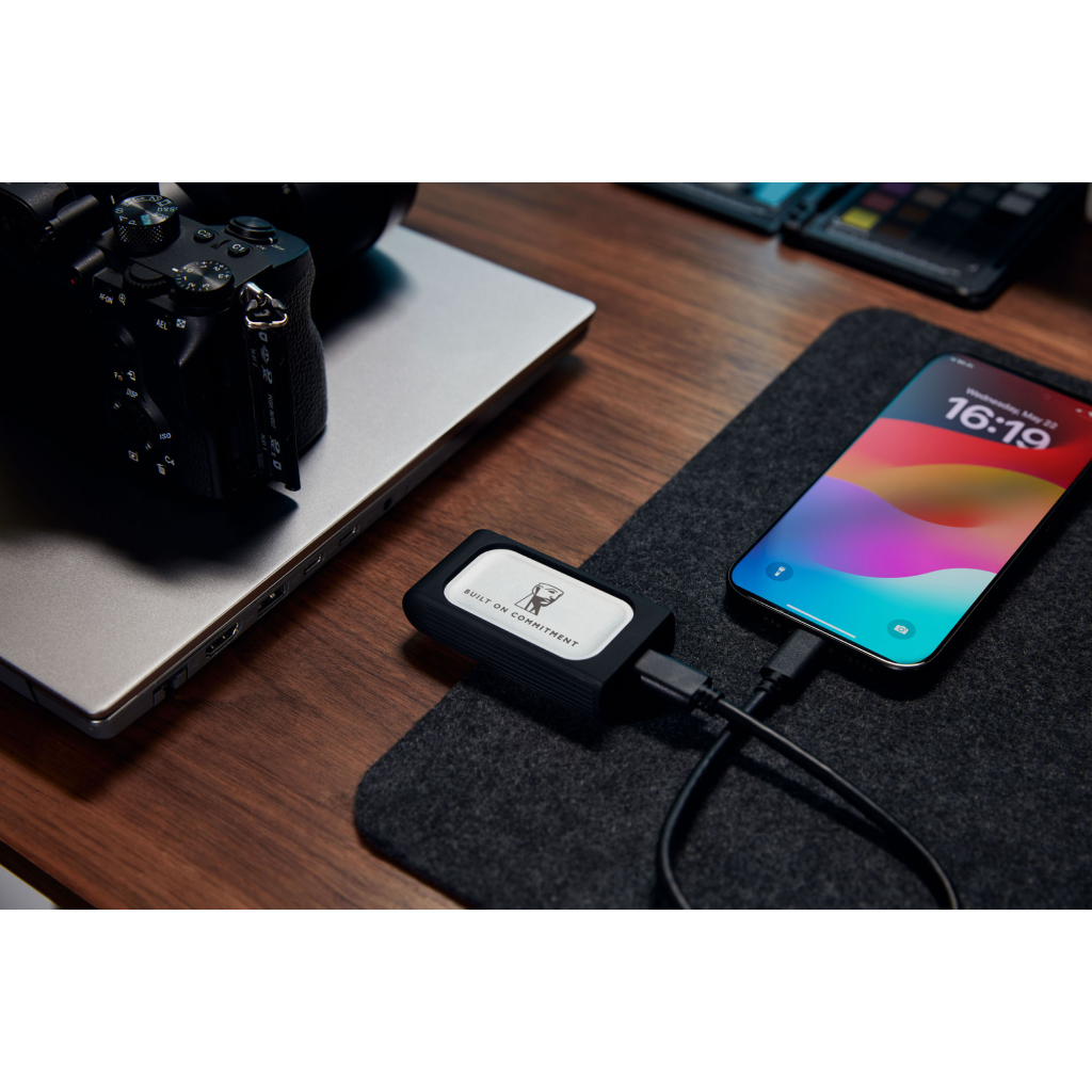 Накопичувач SSD USB Type-C 4TB XS2000 Kingston (SXS2000/4000GA) - фото 9 Накопичувач SSD USB Type-C 4TB XS2000 Kingston (SXS2000/4000GA) - фото 9