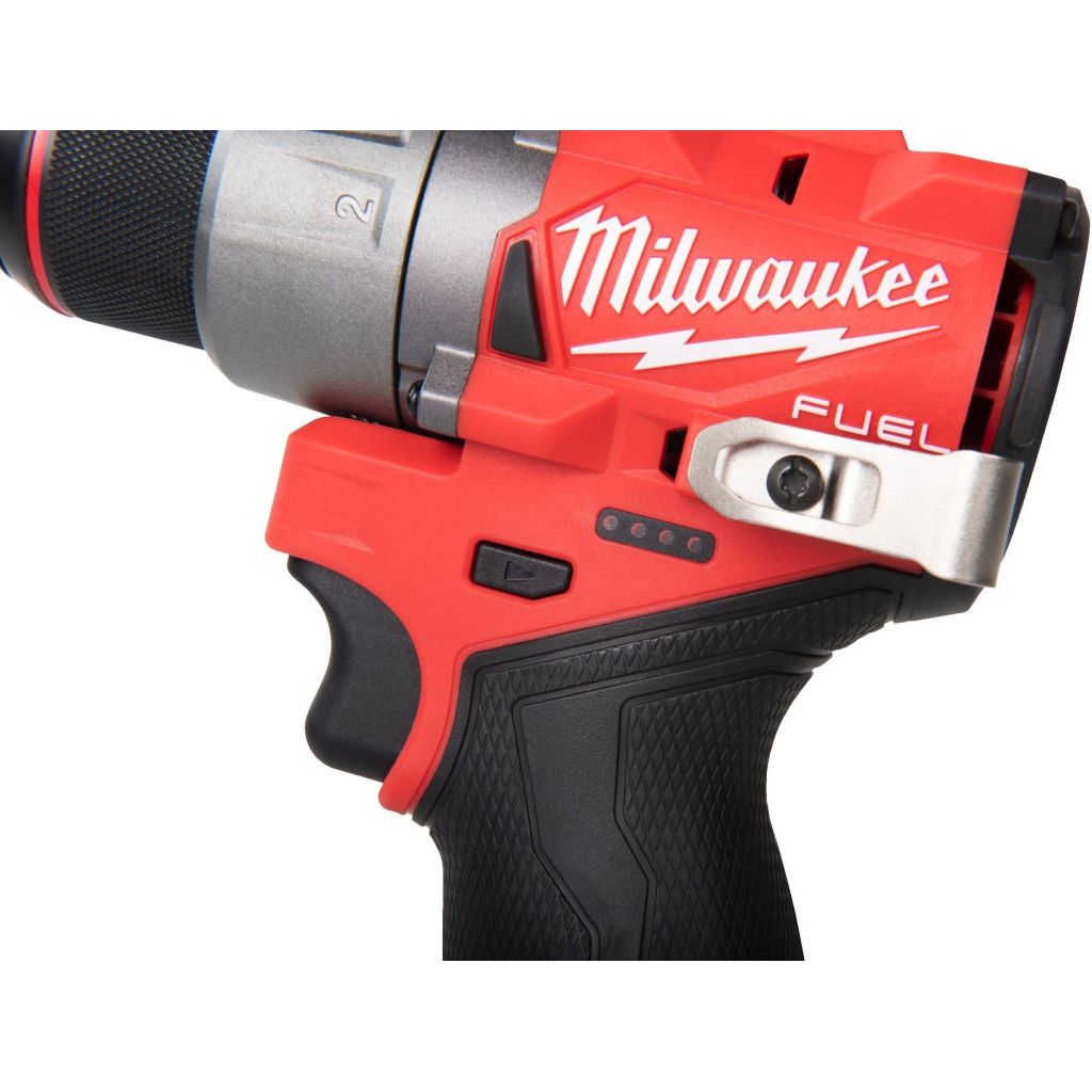 Шуруповерт Milwaukee M12 FDD2-0 45 Nm (без АКБ та ЗП) (4933479872) - фото 2 Шуруповерт Milwaukee M12 FDD2-0 45 Nm (без АКБ та ЗП) (4933479872) - фото 2