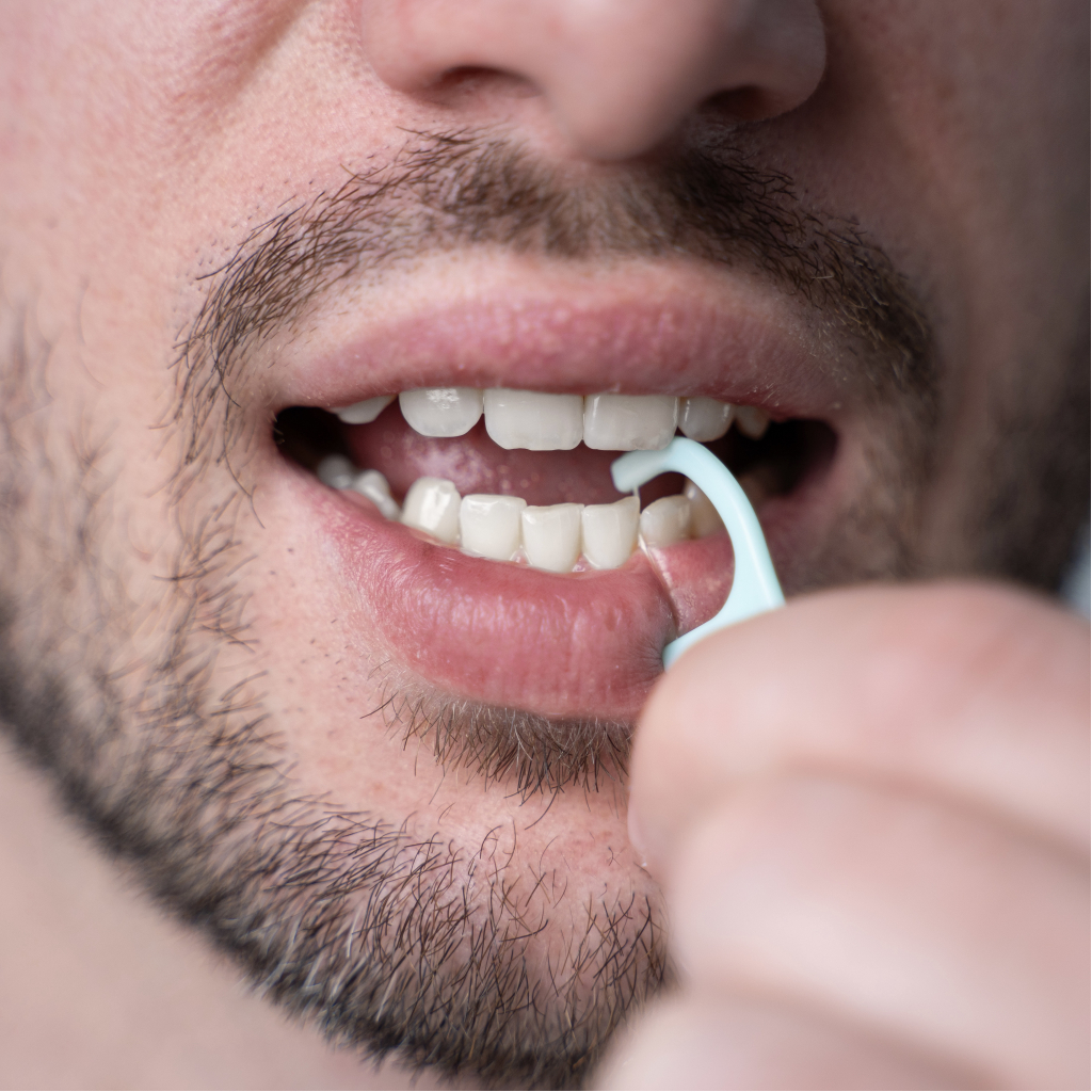 Флос-зубочистки Fesco Ultra Dental Floss Picks 40 шт. (4820204702410) - фото 4 Флос-зубочистки Fesco Ultra Dental Floss Picks 40 шт. (4820204702410) - фото 4