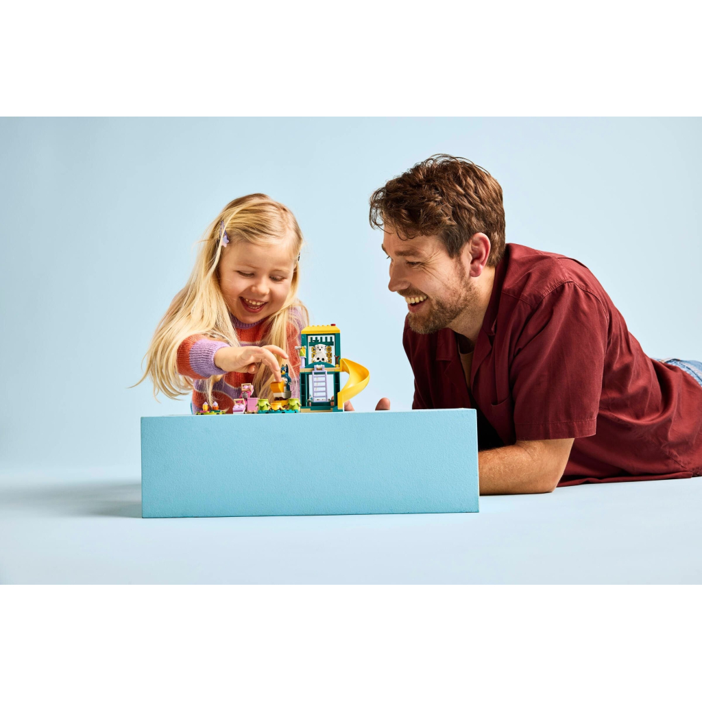 Конструктор LEGO Bluey Веселощі з Блуї та Хлоєю на ігровому майданчику (11201) - фото 11 Конструктор LEGO Bluey Веселощі з Блуї та Хлоєю на ігровому майданчику (11201) - фото 11