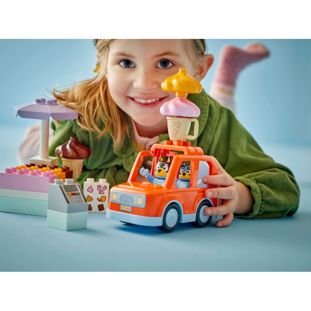 Конструктор LEGO DUPLO Bluey Подорож із морозивом із Блуї (10458) - фото 6 Конструктор LEGO DUPLO Bluey Подорож із морозивом із Блуї (10458) - фото 6