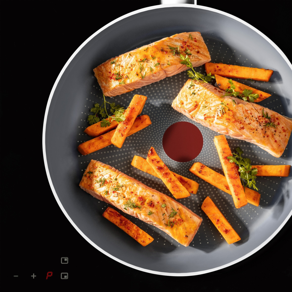 Сковорода Tefal Halo 28 см, алюміній, бакеліт, сірий (C3120653) - фото 7 Сковорода Tefal Halo 28 см, алюміній, бакеліт, сірий (C3120653) - фото 7