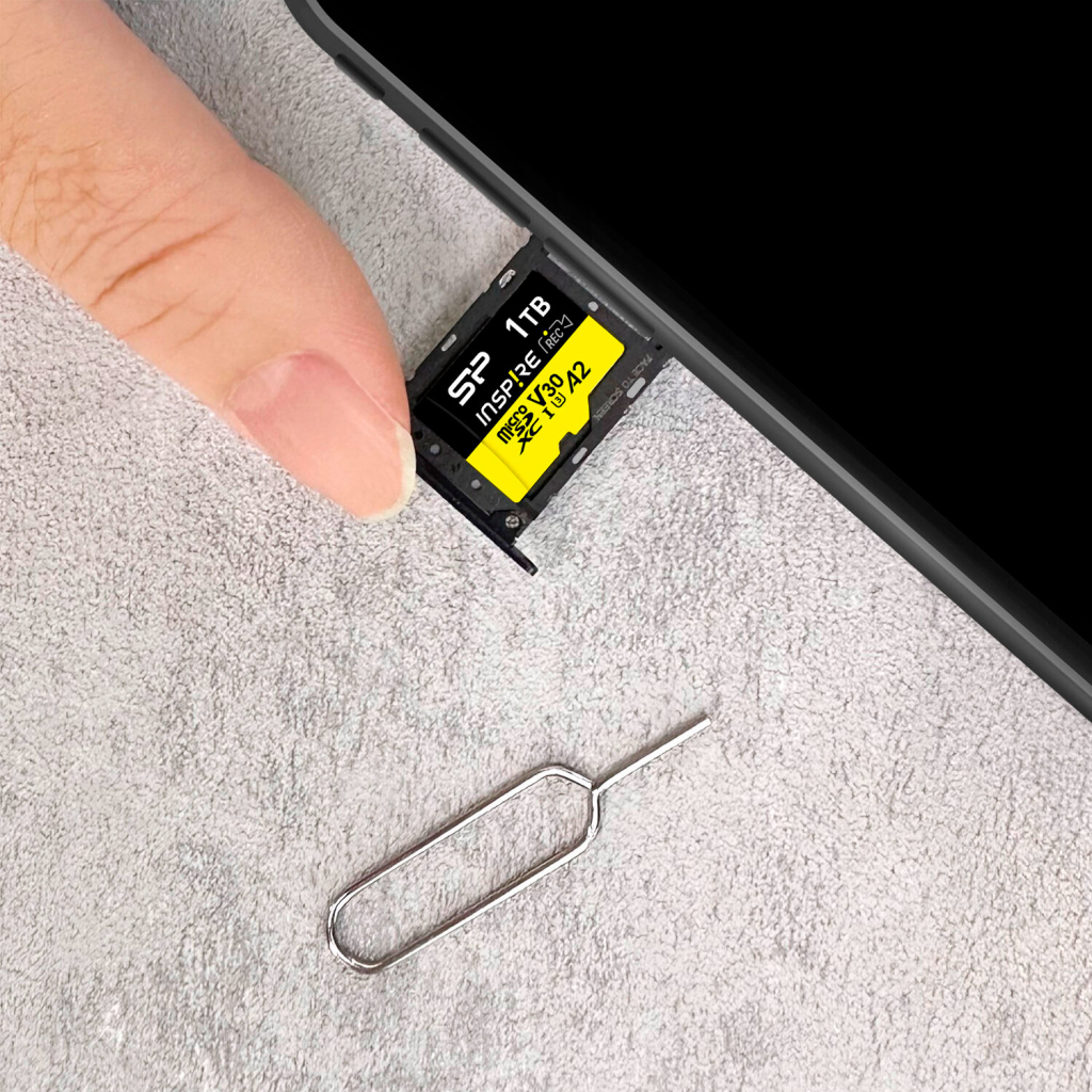 Карта пам'яті Silicon Power 128GB microSDXC class 10 UHS-I U3 V30 A1 Inspire (SP128GBSTXLV3V1NSP) - фото 3 Карта пам'яті Silicon Power 128GB microSDXC class 10 UHS-I U3 V30 A1 Inspire (SP128GBSTXLV3V1NSP) - фото 3