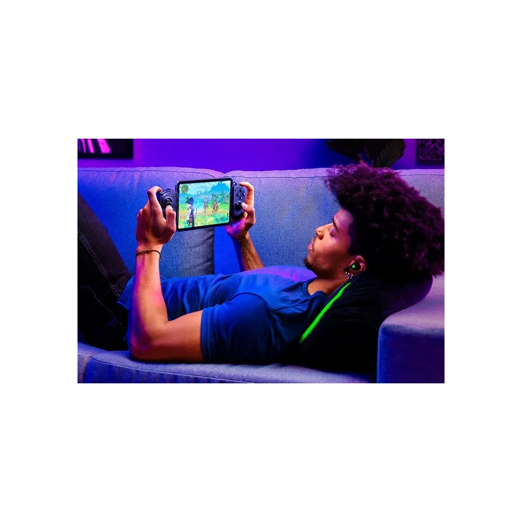 Геймпад Razer Kishi V3 Pro USB C (RZ06-05460100-R3M1) - фото 8 Геймпад Razer Kishi V3 Pro USB C (RZ06-05460100-R3M1) - фото 8