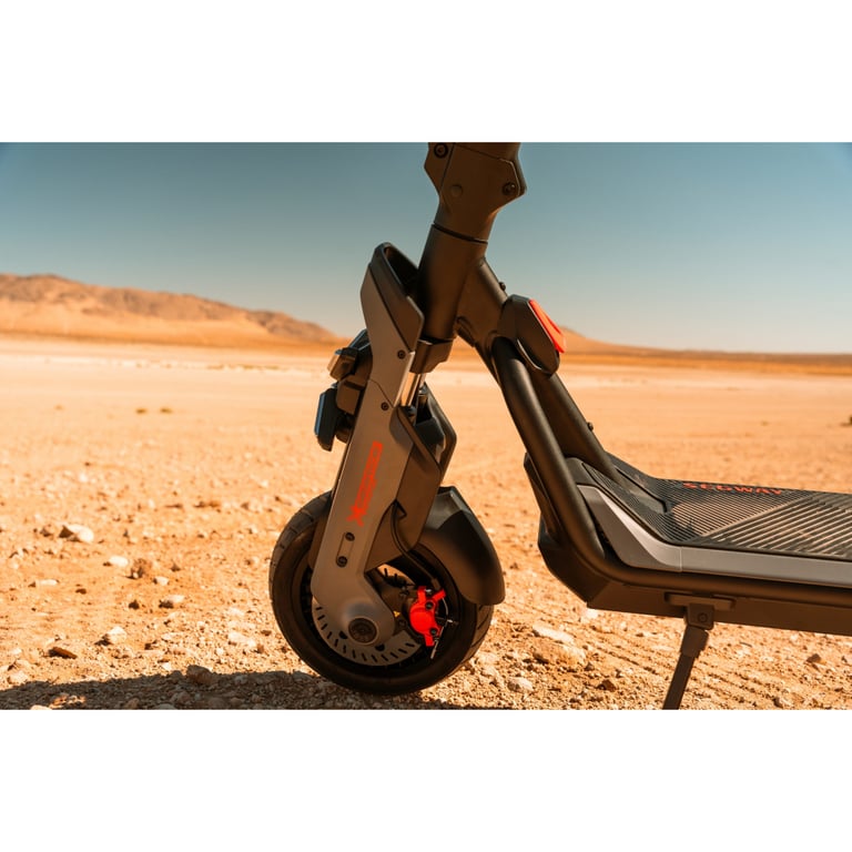 Електросамокат Segway GT3 PRO чорний (AA.06.02.02.0004) - фото 5