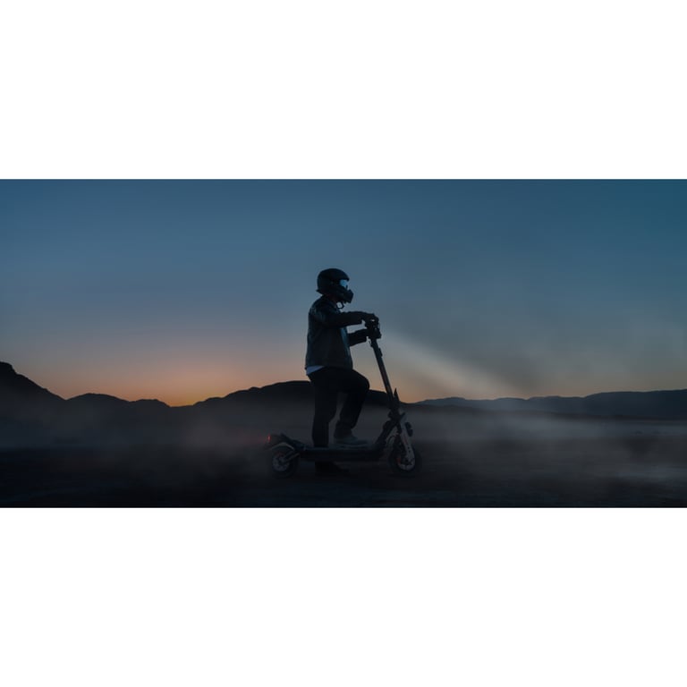 Електросамокат Segway GT3 PRO чорний (AA.06.02.02.0004) - фото 9