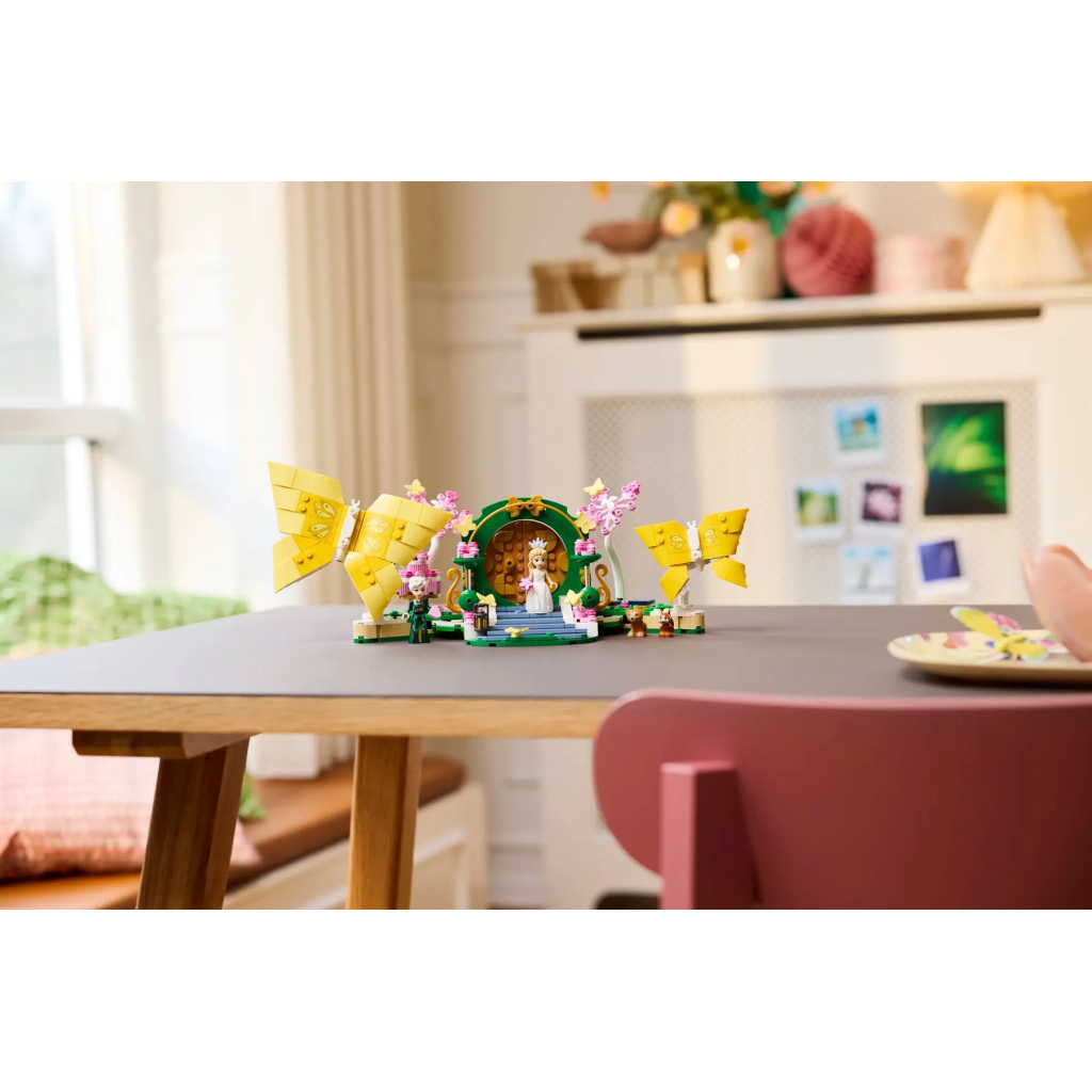 Конструктор LEGO Wicked Весілля Ґлінди (75688) - фото 11 Конструктор LEGO Wicked Весілля Ґлінди (75688) - фото 11