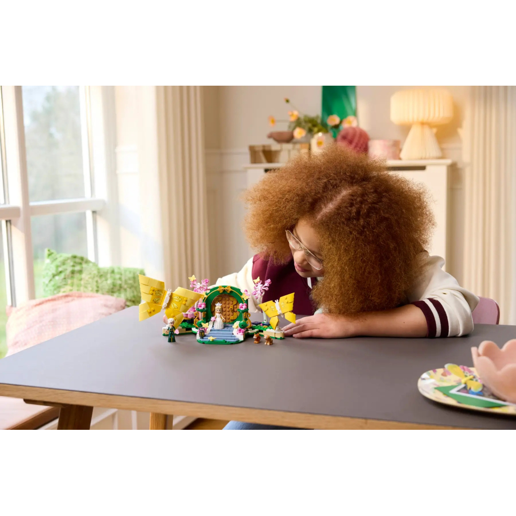 Конструктор LEGO Wicked Весілля Ґлінди (75688) - фото 9 Конструктор LEGO Wicked Весілля Ґлінди (75688) - фото 9