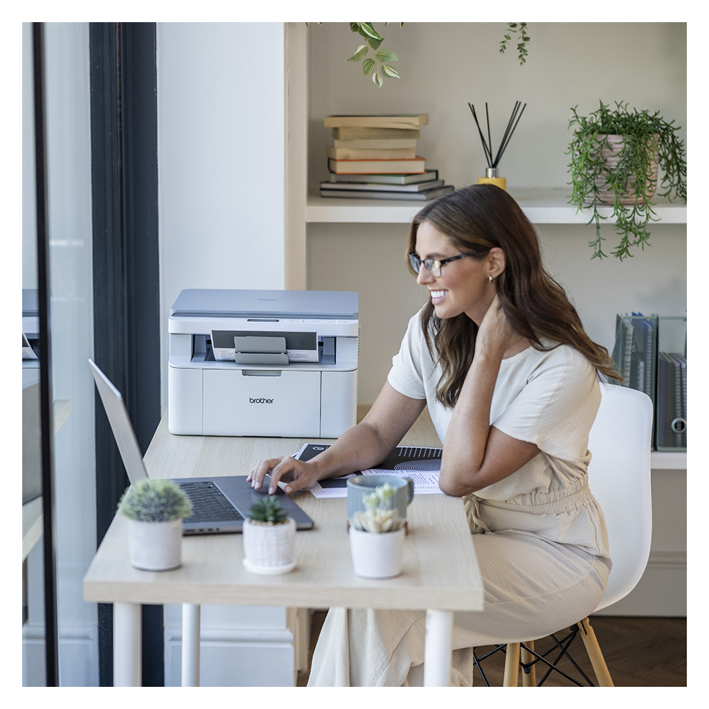 Багатофункціональний пристрій Brother DCP-L1630W (DCPL1630WYJ1) - фото 4 Багатофункціональний пристрій Brother DCP-L1630W (DCPL1630WYJ1) - фото 4