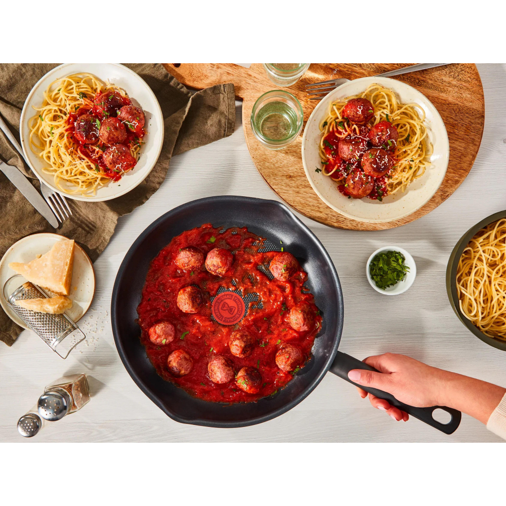 Сковорода Tefal Day by Day з кришкою 24 см (B5580423_SET) - фото 9 Сковорода Tefal Day by Day з кришкою 24 см (B5580423_SET) - фото 9