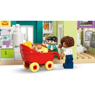 Конструктор LEGO DUPLO Town Сучасний родинний будинок із фігурками 3 в 1 (10470) - фото 10