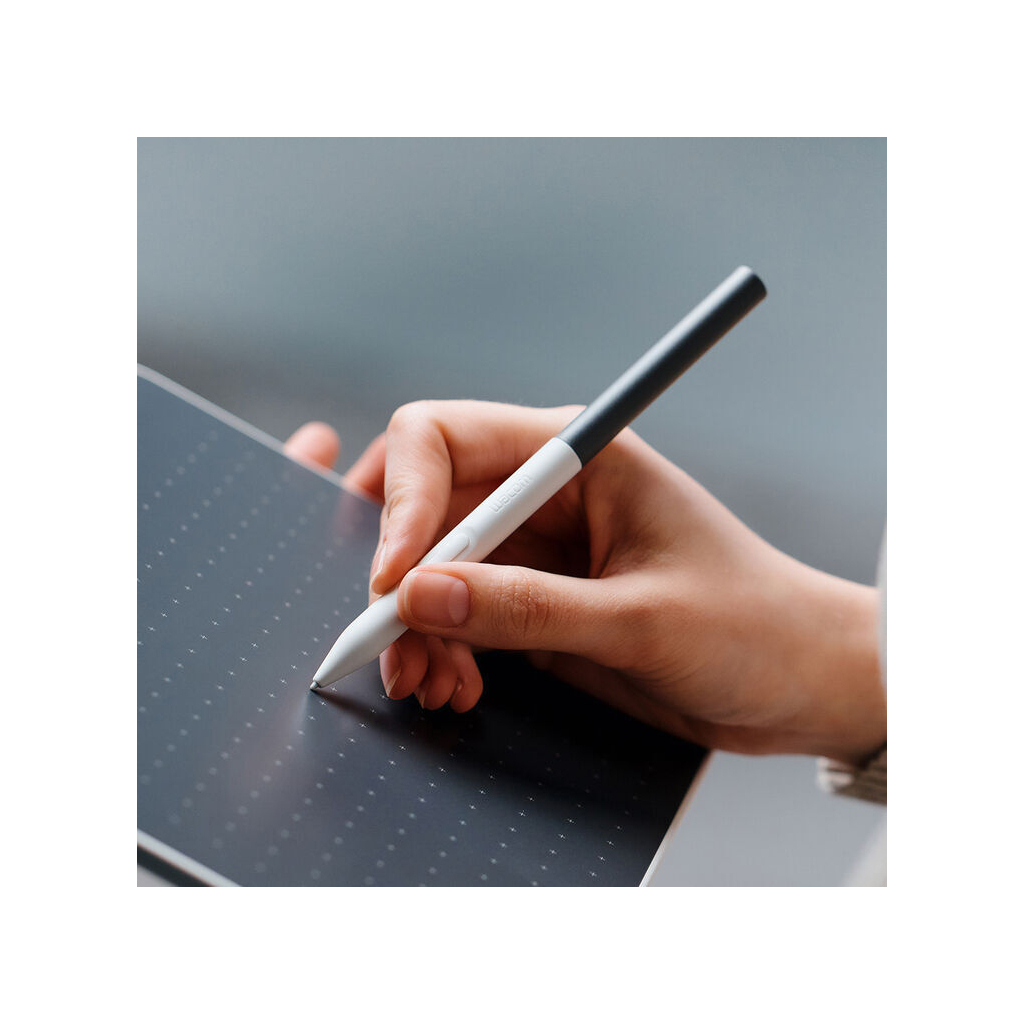 Перо Wacom One 2023 White/Gray (CP92303B2Z) - фото 3 Перо Wacom One 2023 White/Gray (CP92303B2Z) - фото 3