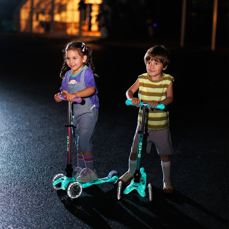 Самокат Micro Mini Deluxe складний серії Foldable Orion Glow LED" Рожевий" (MMD373) - фото 10