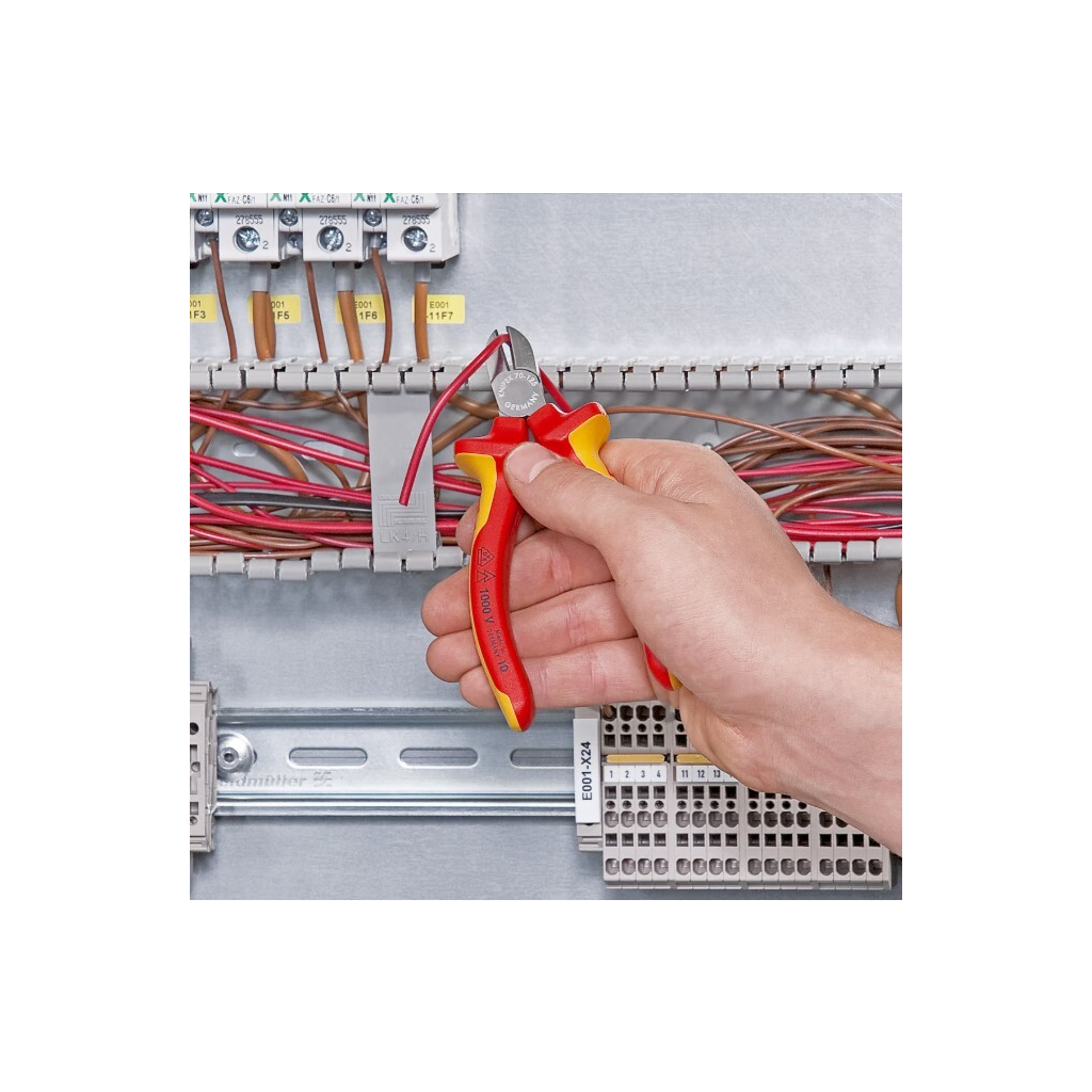 Кусачки KNIPEX бокові 70 06 125 (70 06 125) - фото 4 Кусачки KNIPEX бокові 70 06 125 (70 06 125) - фото 4