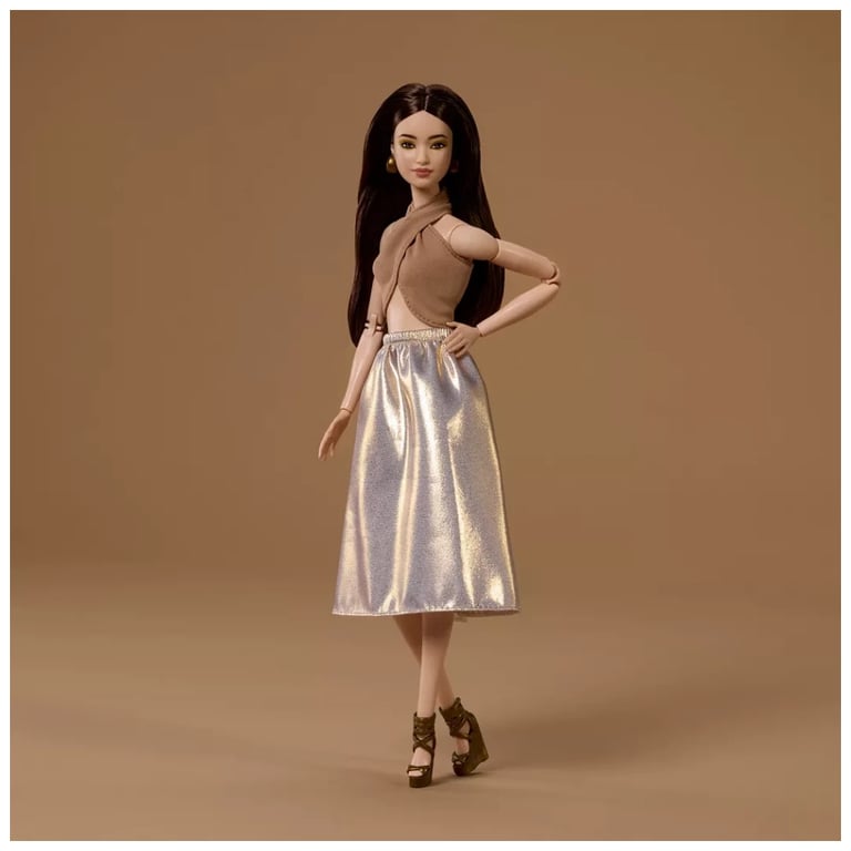 Лялька Barbie Signature Basics 6 Брюнетка (JJX25) - фото 5