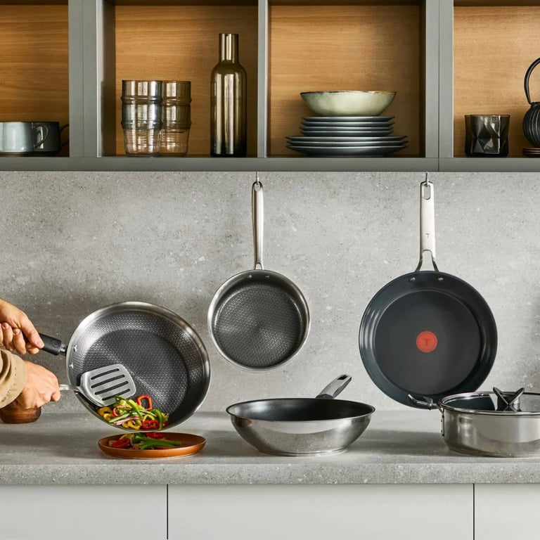 Сковорода Tefal ВОК Emotion+, 28см, чорний (E3271944) - фото 7