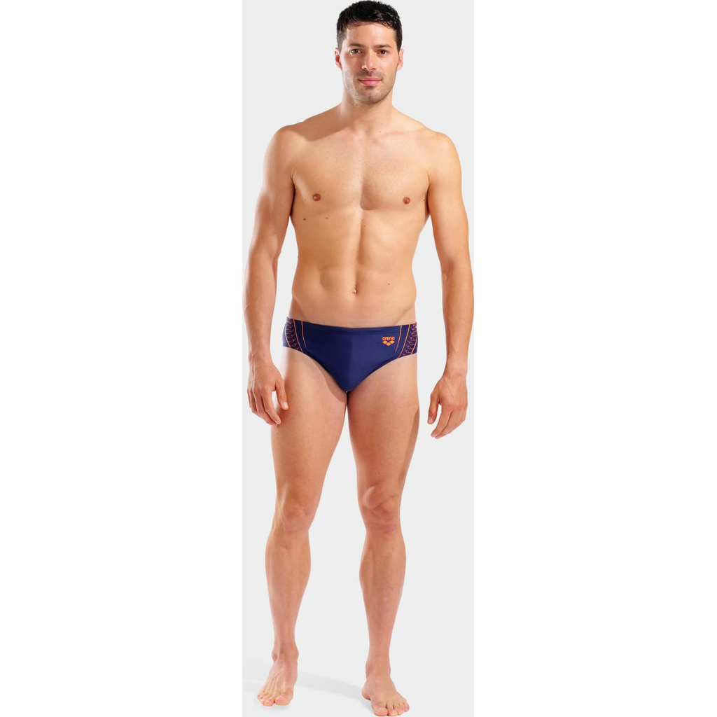 Плавки Arena Double Graphic Swim Briefs 010951-705 темно-синій, помаранчевий 110 (3468337766285) - фото 2 Плавки Arena Double Graphic Swim Briefs 010951-705 темно-синій, помаранчевий 110 (3468337766285) - фото 2