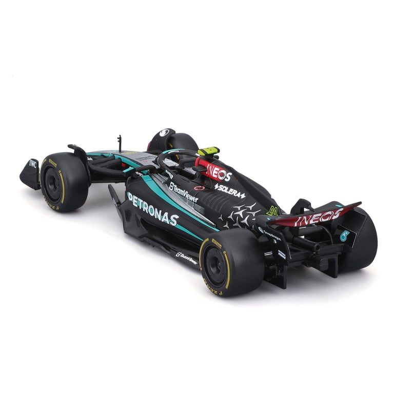 Масштабна модель автомобіля Bburago Автомодель - Mercedes-AMG F1 W15 Performance (2024), 1:43 (18-38208) - фото 4